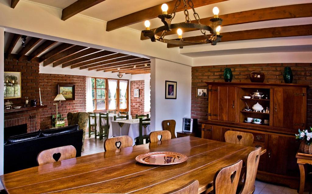 Hosteria Canela B&B Esquel Ngoại thất bức ảnh